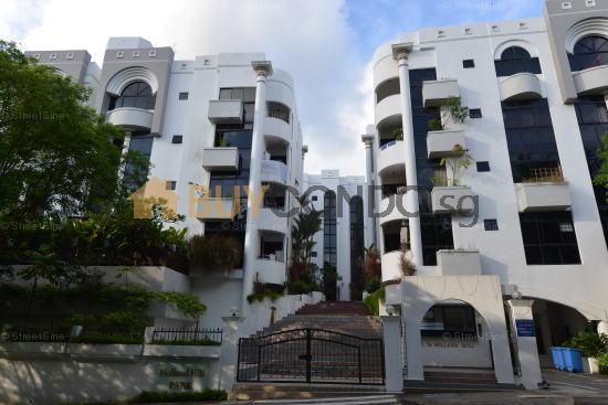 Holland Hill Park Condominium
