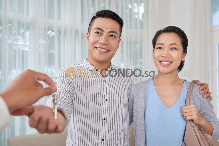 Joint Tenancy Vs Tenancy In Common Know Your Rights   Cheerful Couple Buying Apartment 768x513 