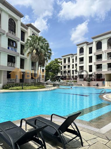 Seletaris Condominium