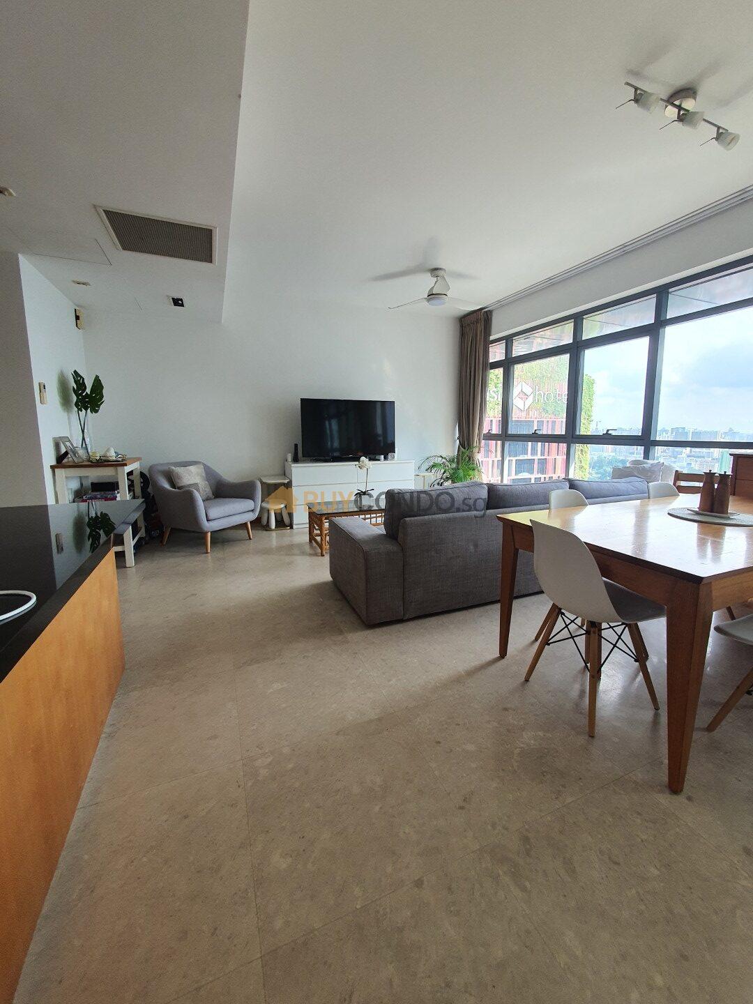Living and Dining (3)